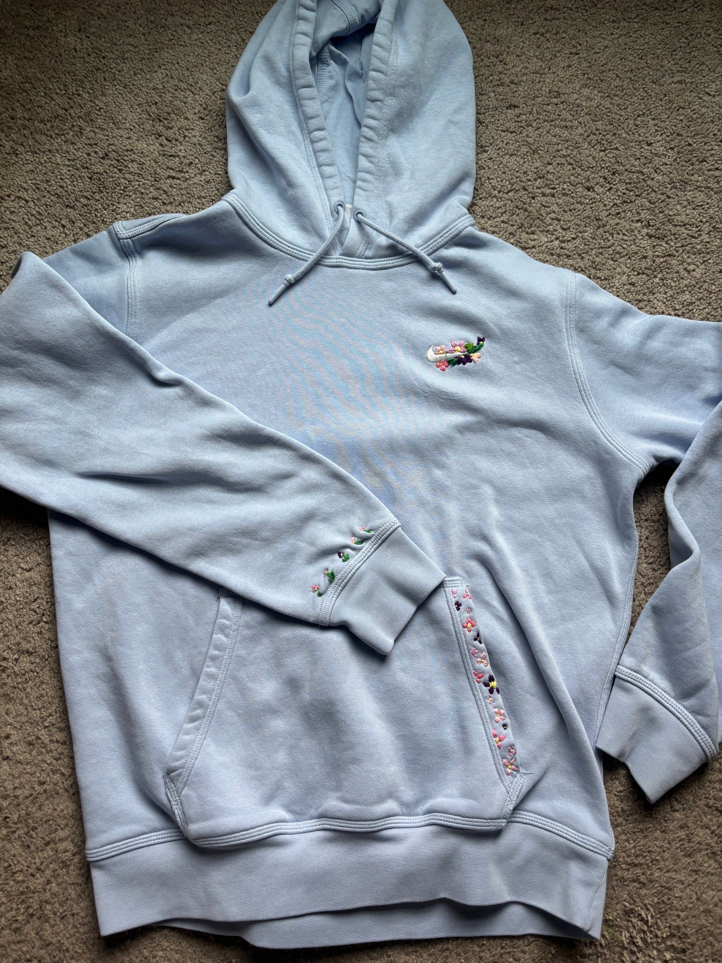 Blue sweatshirt - Flowers